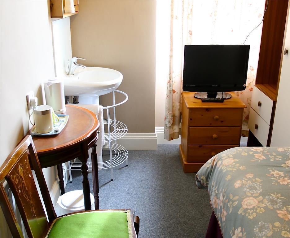 Melrose Guest House Дуглас Номер фото