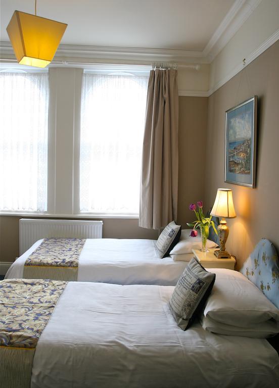 Melrose Guest House Дуглас Номер фото